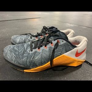 Nike metcons